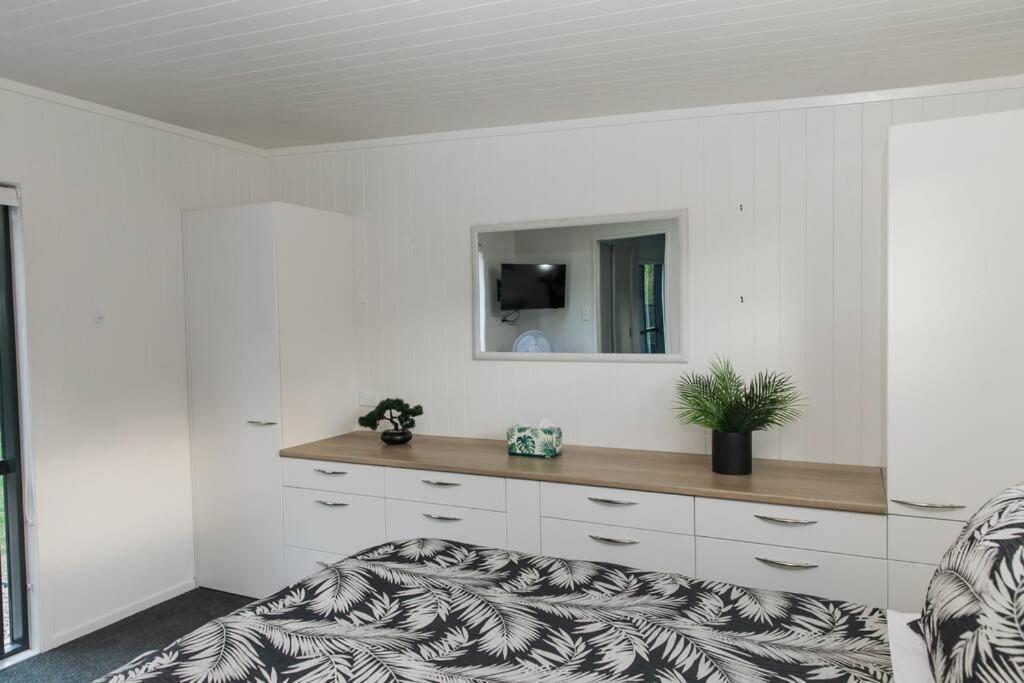 Apartmán Bombay Hills Modern Retreat Auckland Exteriér fotografie