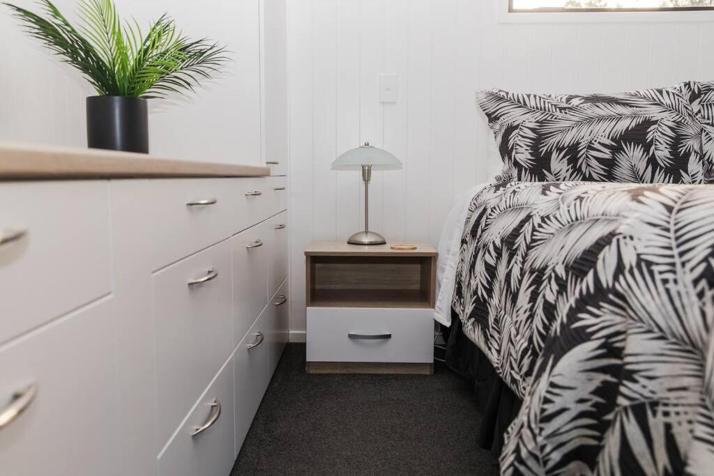 Apartmán Bombay Hills Modern Retreat Auckland Exteriér fotografie